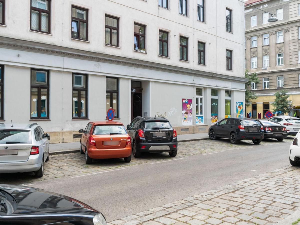 Elegant Apartment In Vienna With Patio المظهر الخارجي الصورة